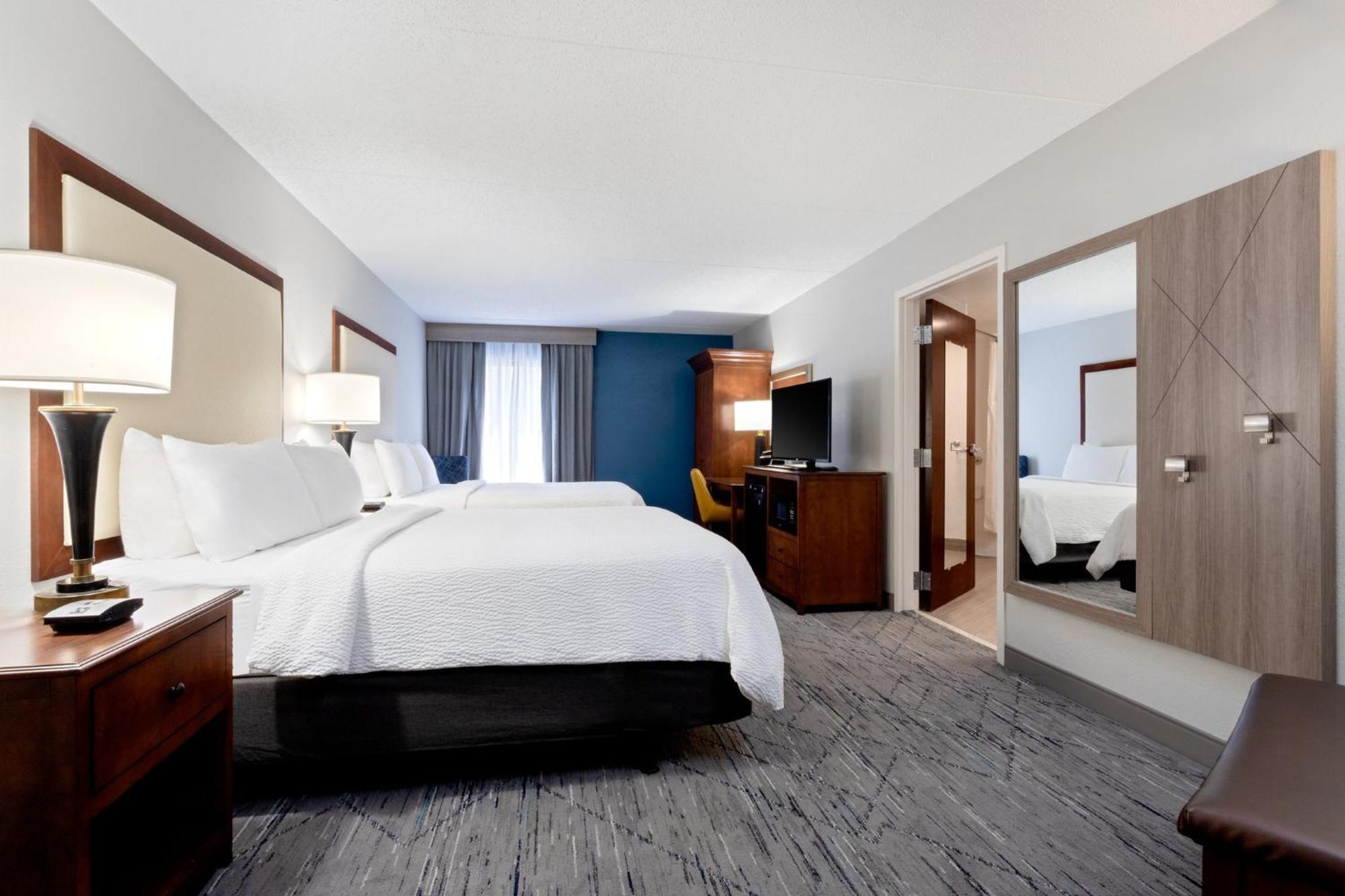 Holiday Inn Express & Suites Cincinnati Riverfront By Ihg Covington Buitenkant foto