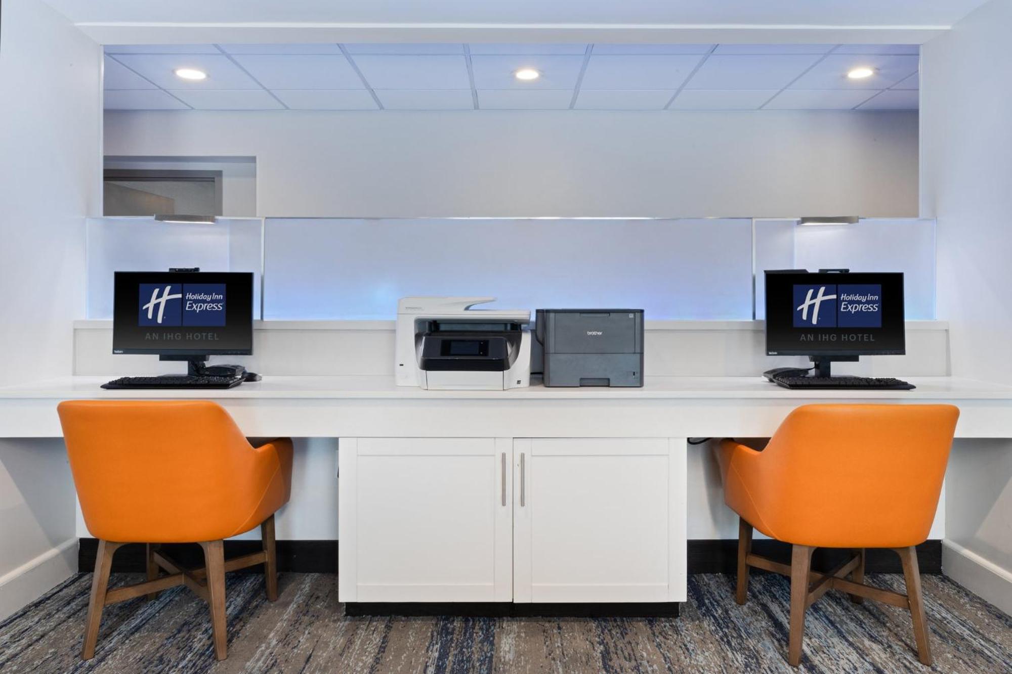 Holiday Inn Express & Suites Cincinnati Riverfront By Ihg Covington Buitenkant foto