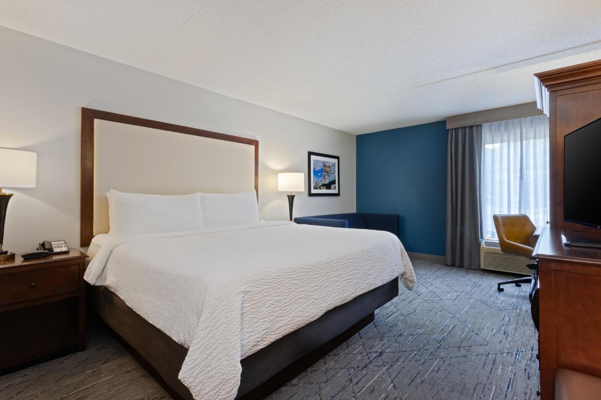 Holiday Inn Express & Suites Cincinnati Riverfront By Ihg Covington Buitenkant foto