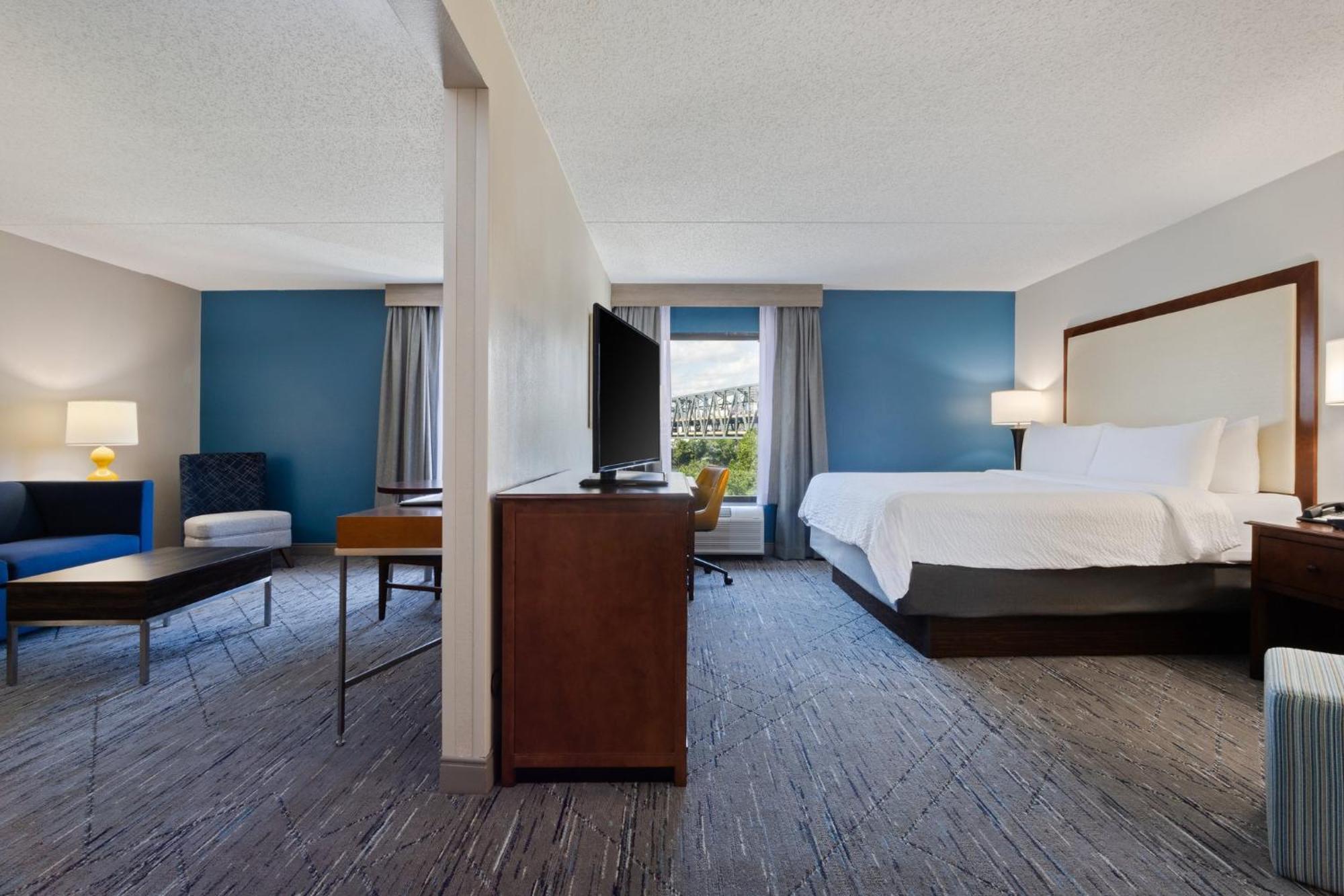 Holiday Inn Express & Suites Cincinnati Riverfront By Ihg Covington Buitenkant foto