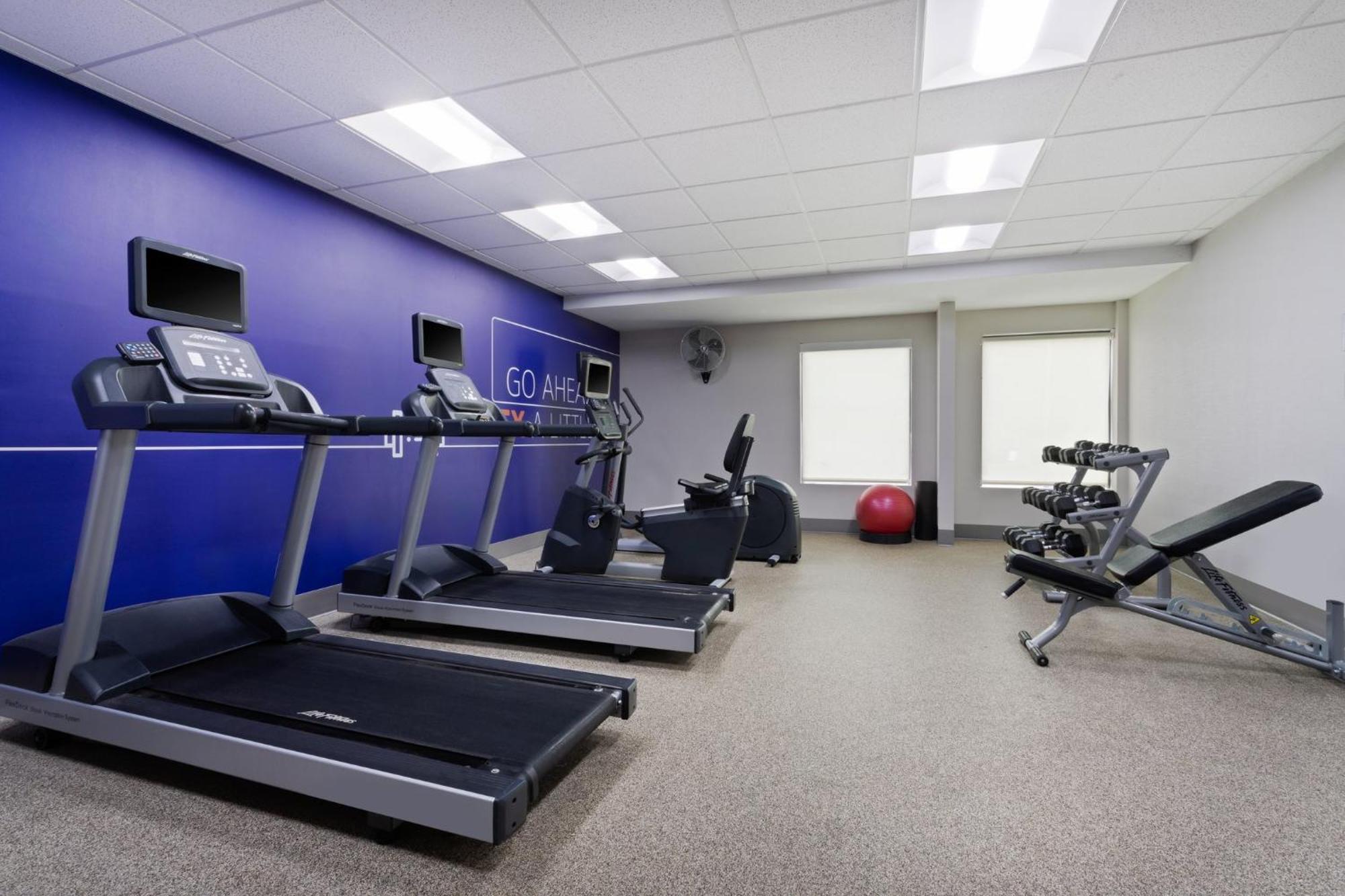 Holiday Inn Express & Suites Cincinnati Riverfront By Ihg Covington Buitenkant foto