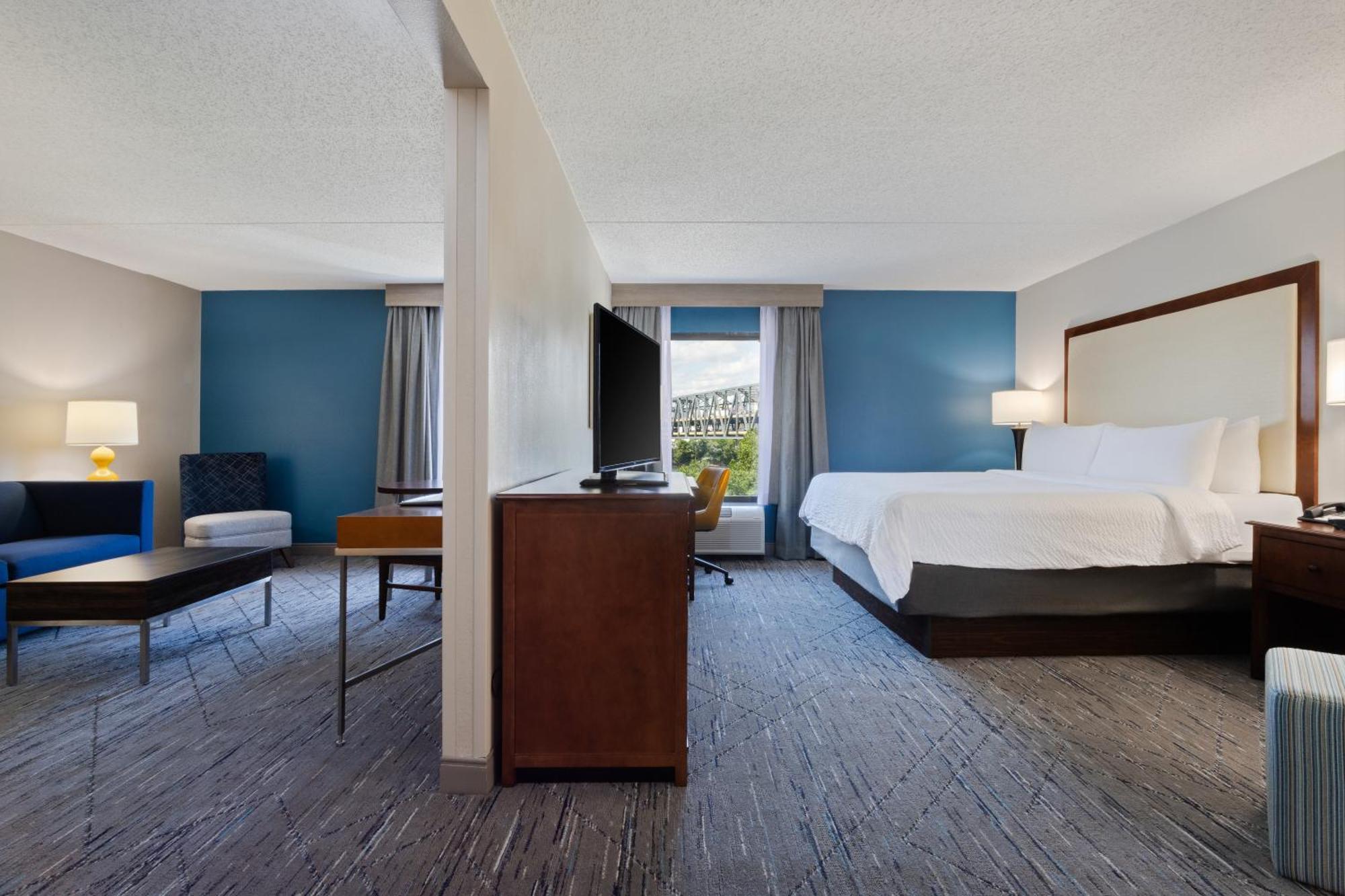 Holiday Inn Express & Suites Cincinnati Riverfront By Ihg Covington Buitenkant foto