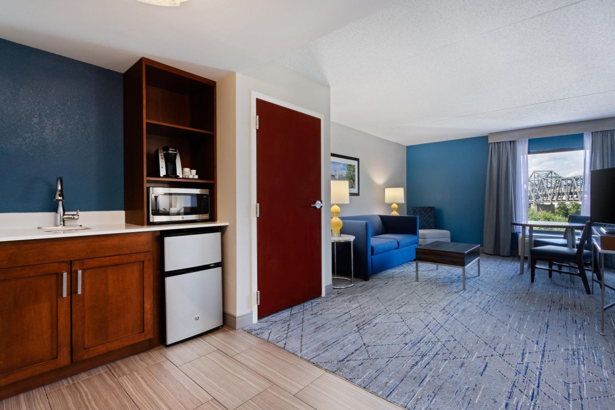Holiday Inn Express & Suites Cincinnati Riverfront By Ihg Covington Buitenkant foto