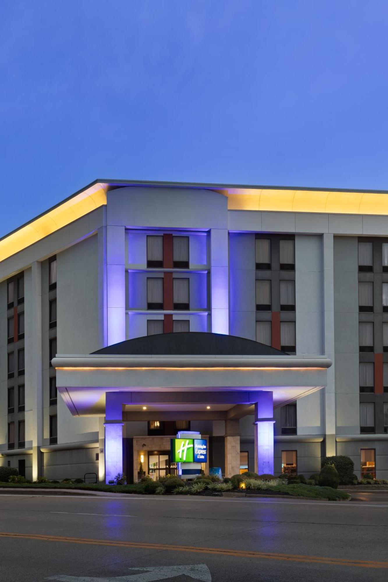 Holiday Inn Express & Suites Cincinnati Riverfront By Ihg Covington Buitenkant foto